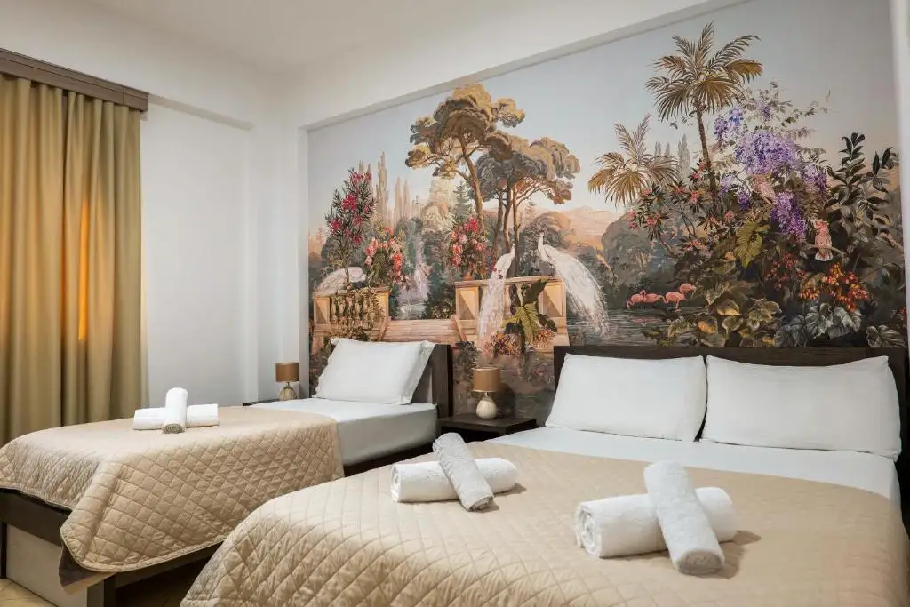Standard Triple Room image 13