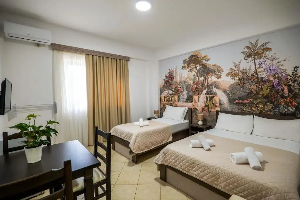 Standard Apartment image 10