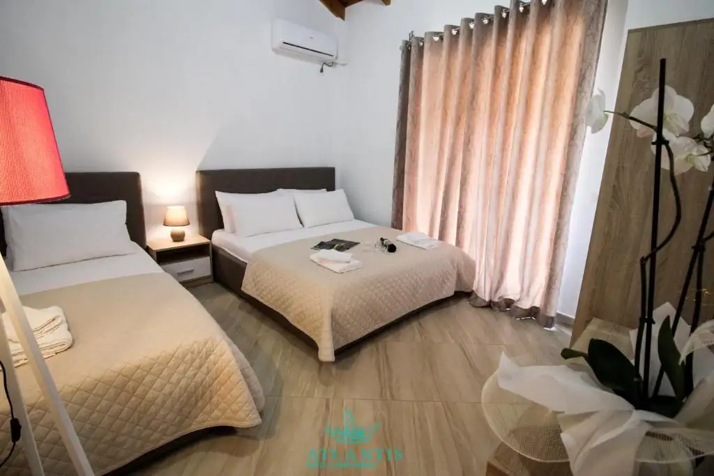 Deluxe Suite image 17