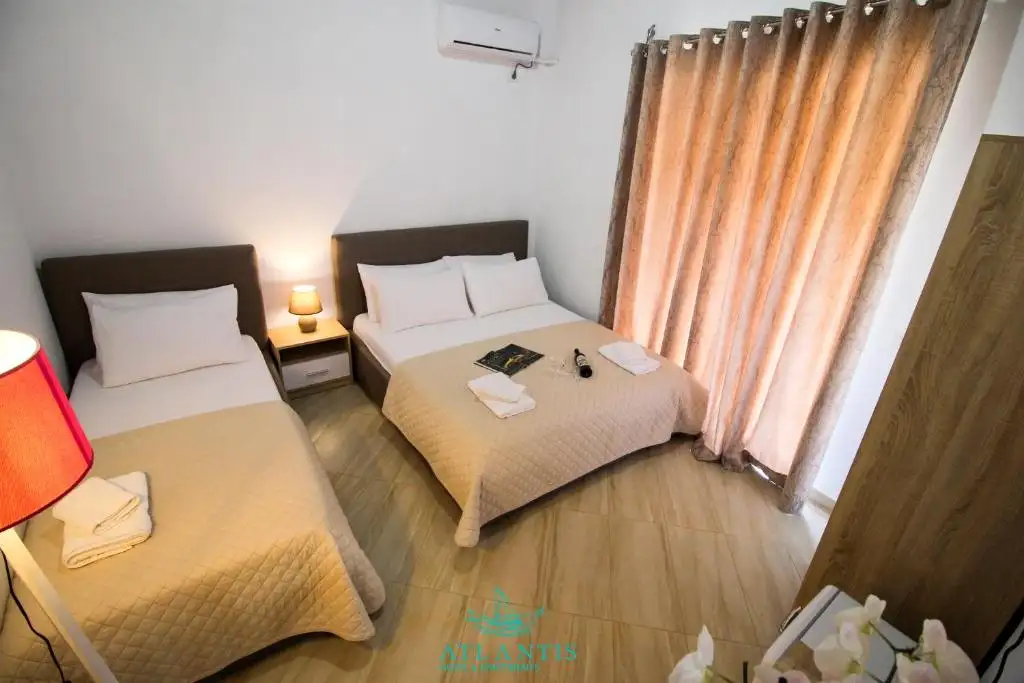 Deluxe Suite image 19