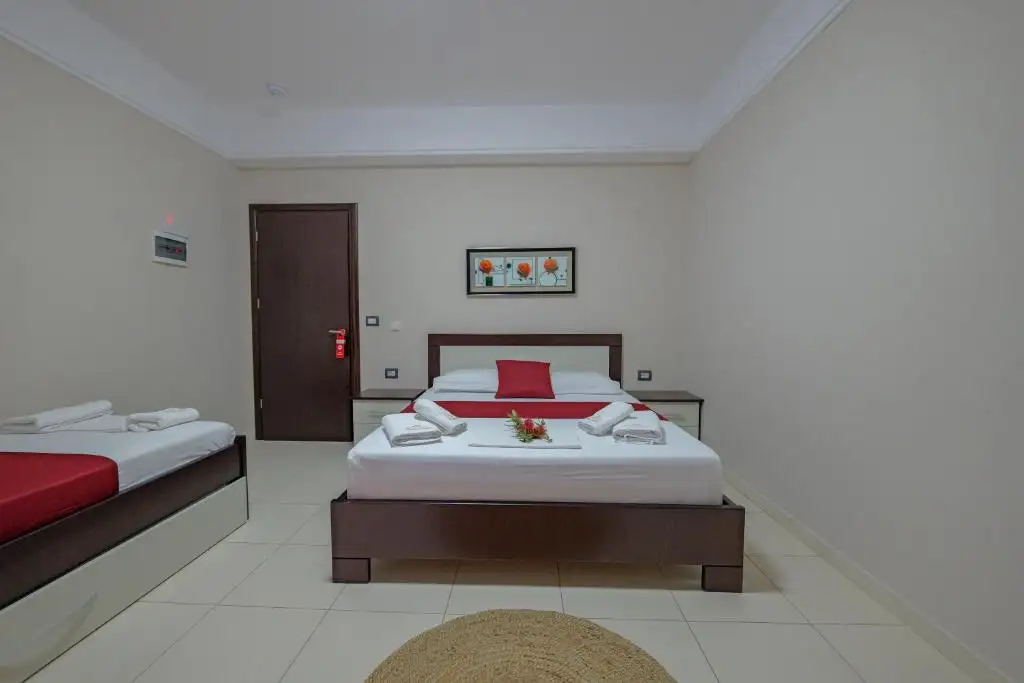 Double Room with Balcony image 15