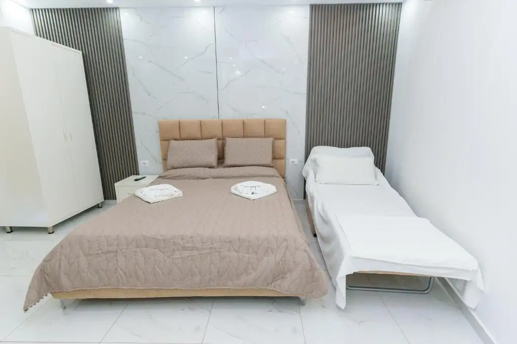 Superior Triple Room with Sea View image 5