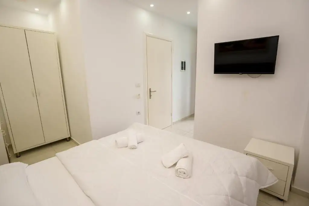 Superior Double Room without Kitchen image 5