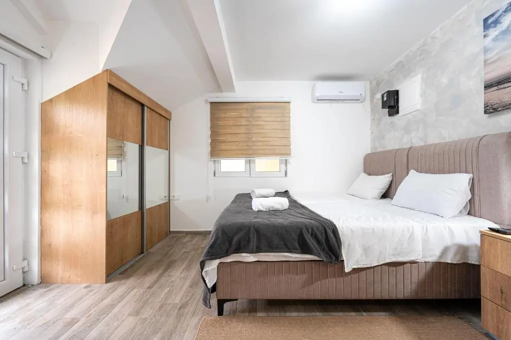 img_id_2470719.webp