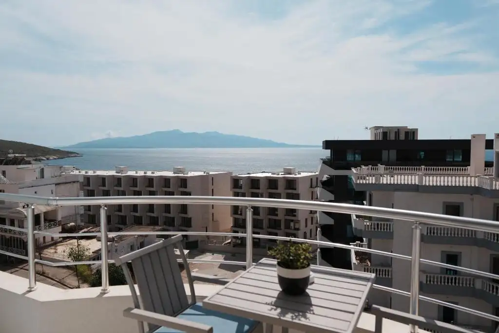 Double Room with Sofa Bed - Sea View image 15