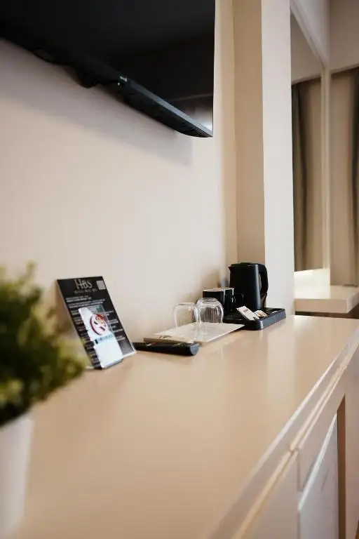 Triple Room with Balcony Sea View image 14