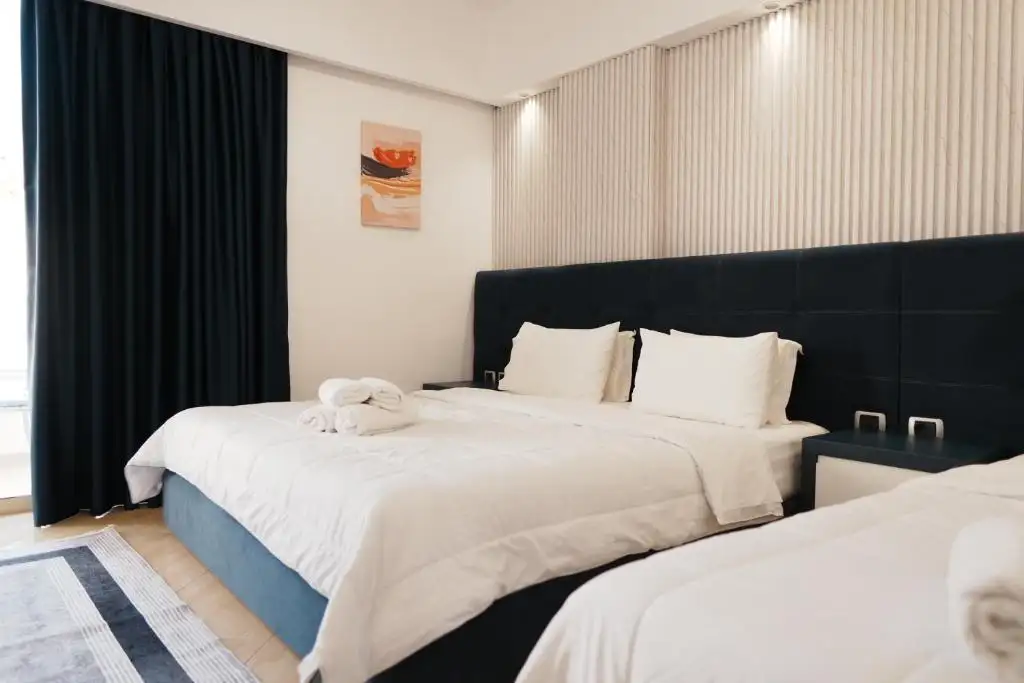 Superior Triple Room with Balcony image 12
