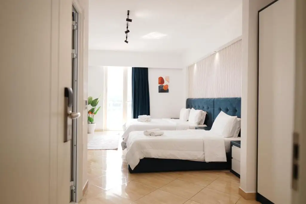 Superior Quadruple Room with Balcony image 11