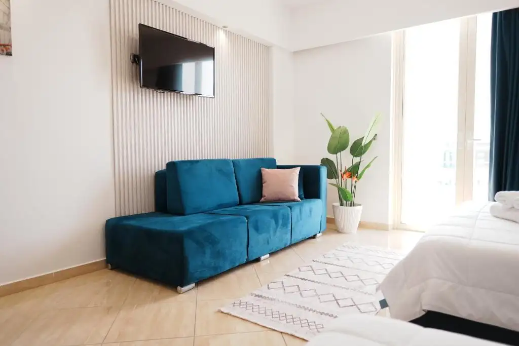 Superior Quadruple Room with Balcony image 10