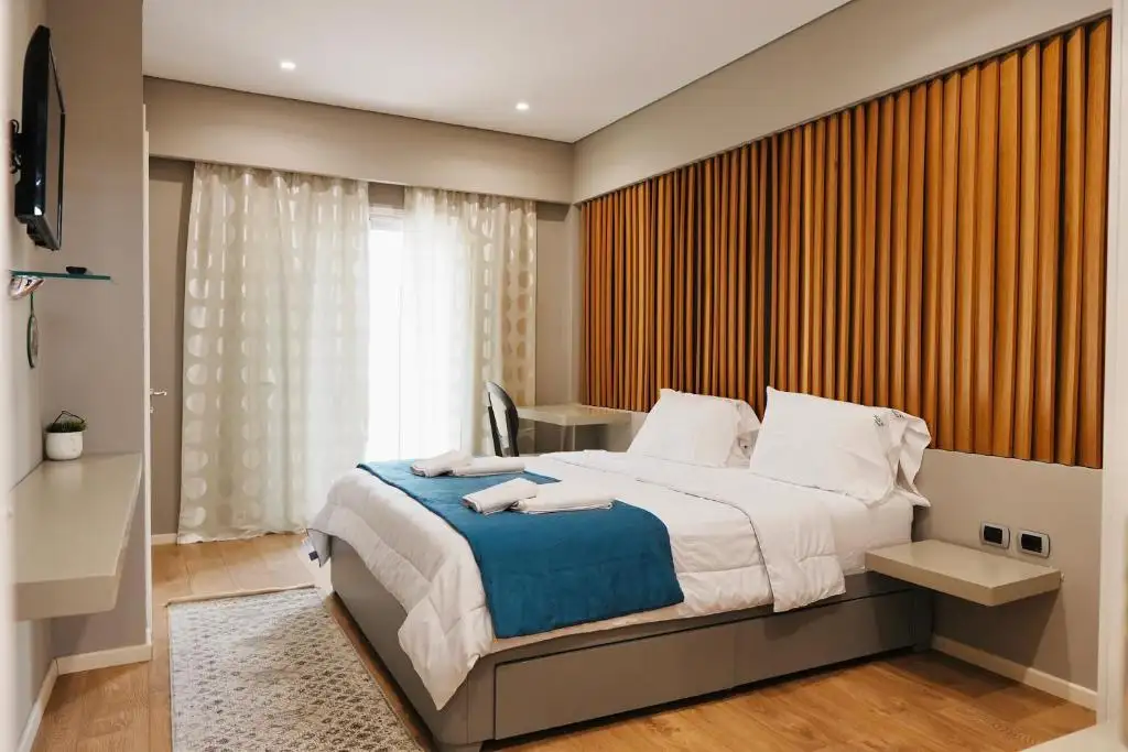 Superior Suite with Terrace and Sea View image 5