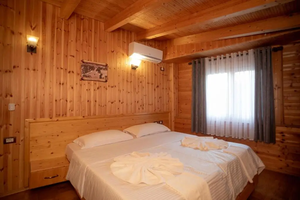 img_id_906887.webp