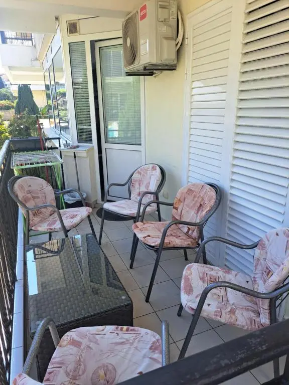 img_id_2469471.webp