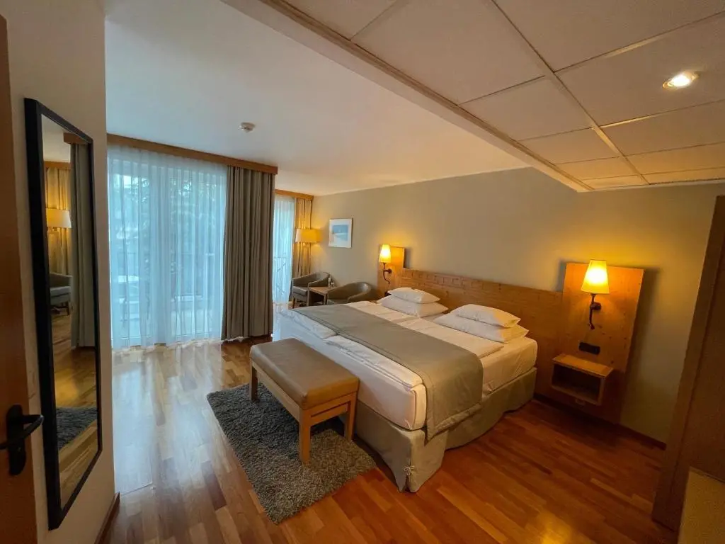 img_id_937257.webp