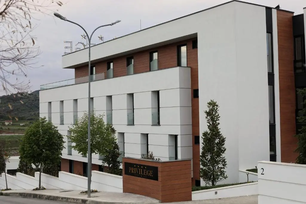 img_id_1227741.webp