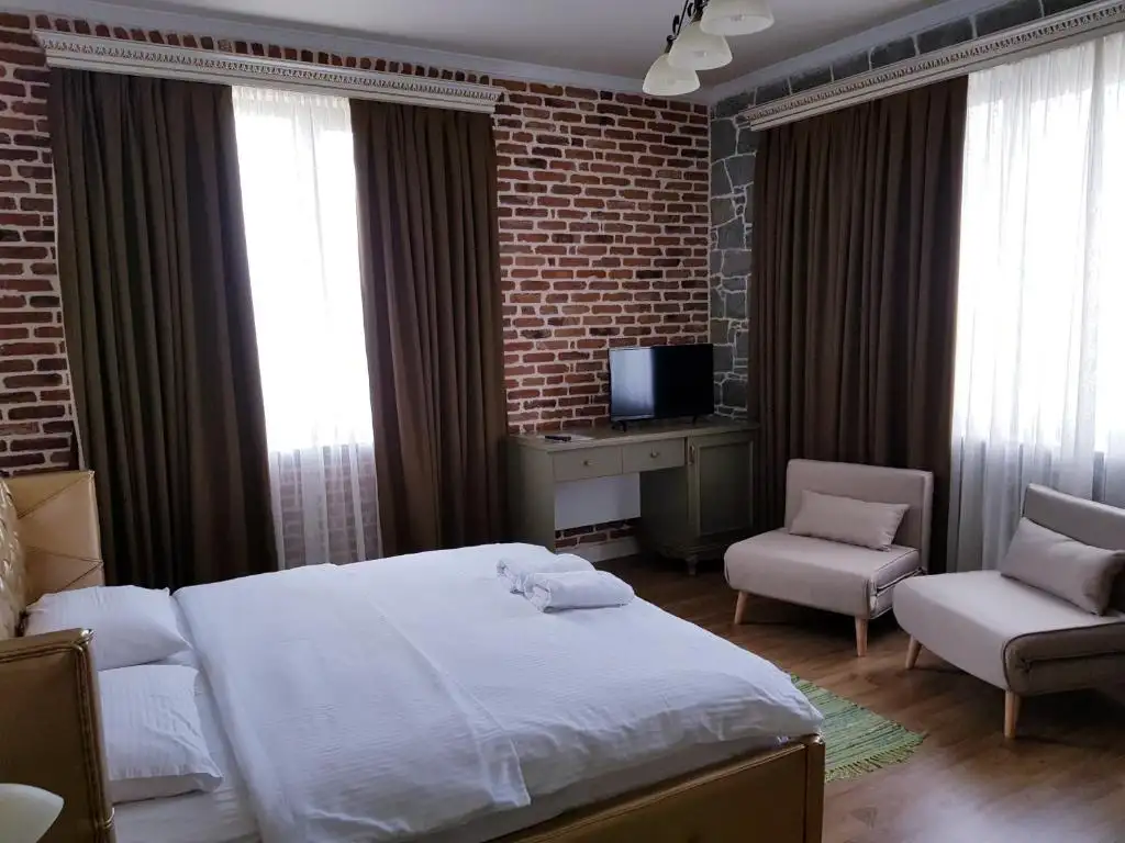 img_id_591453.webp