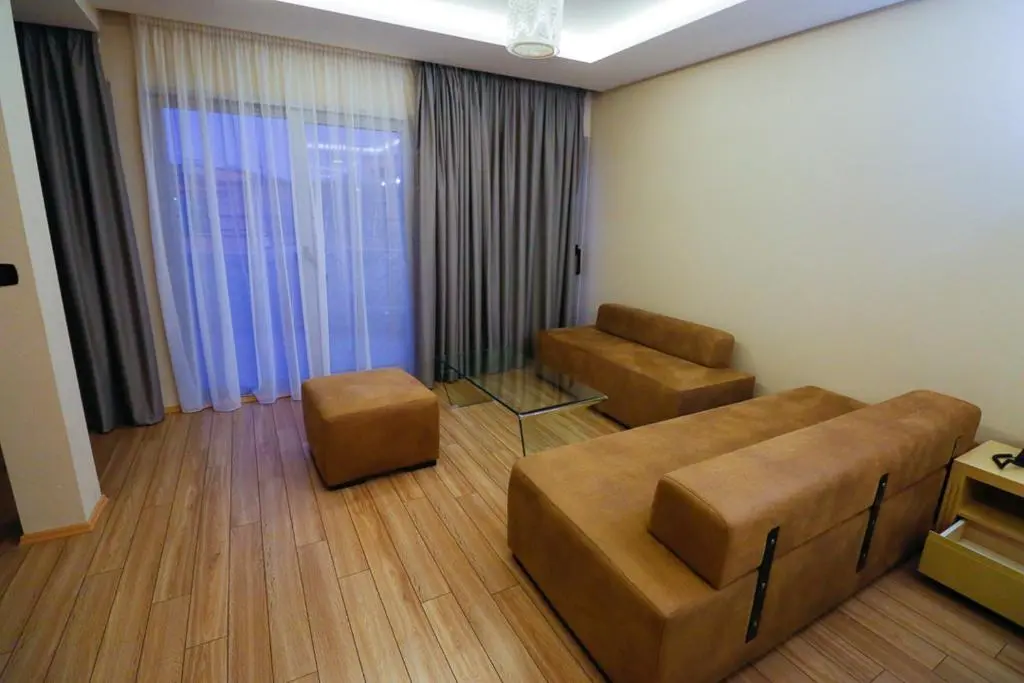 img_id_1229964.webp