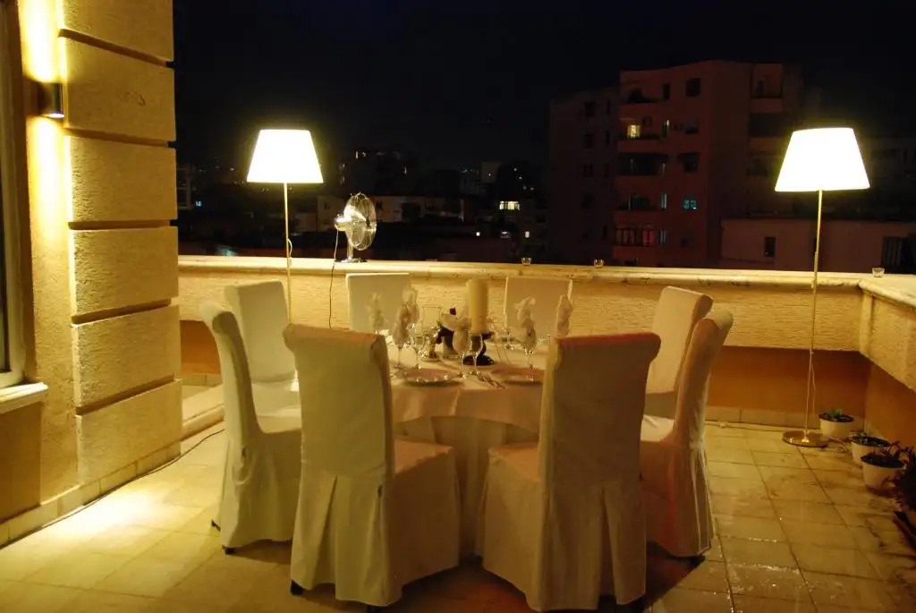 img_id_596623.webp