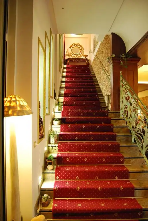 img_id_602557.webp