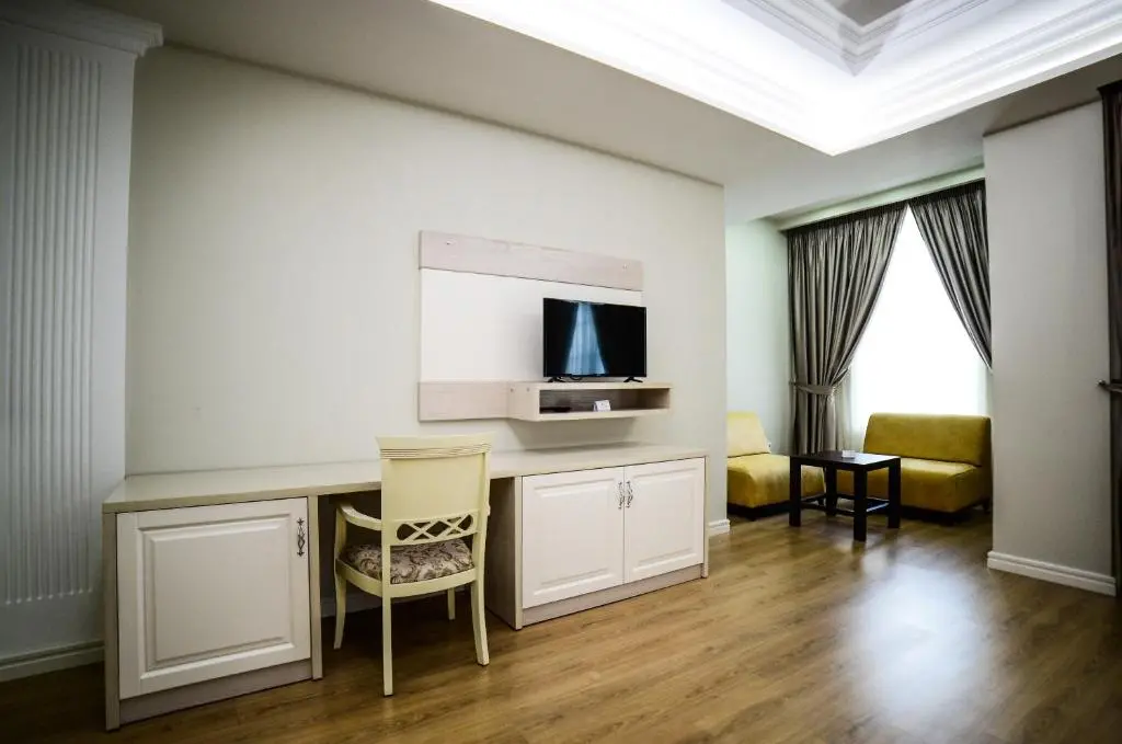 img_id_984815.webp