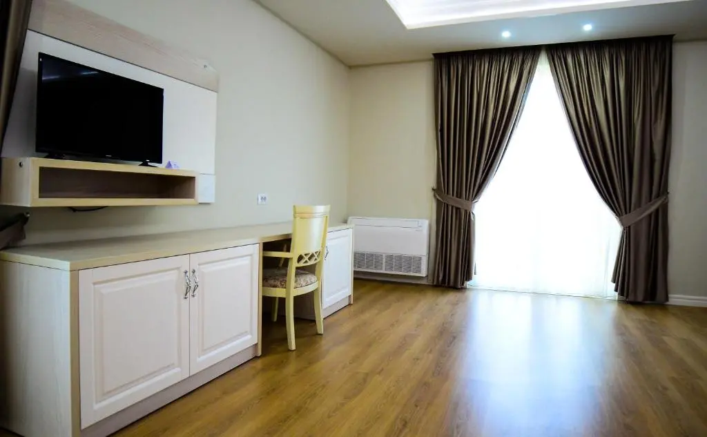 img_id_984820.webp