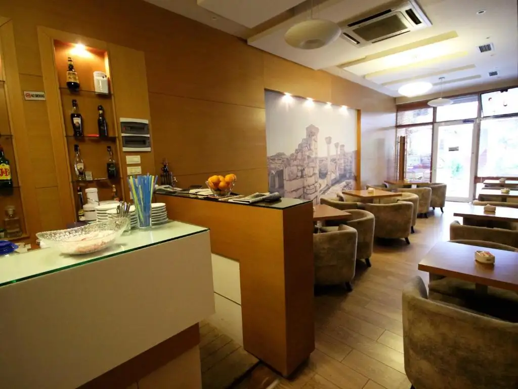 img_id_613271.webp