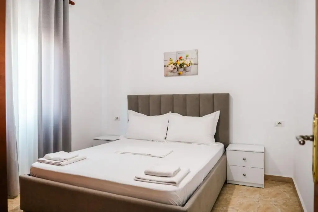 Apartment with Balcony image 4
