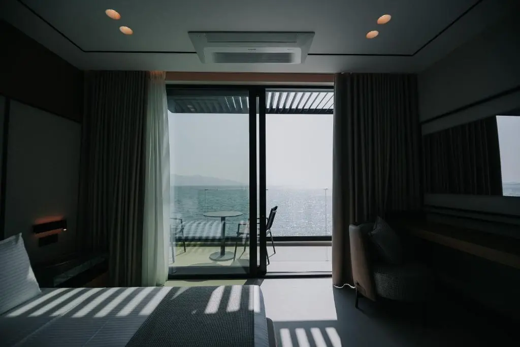 img_id_1504327.webp