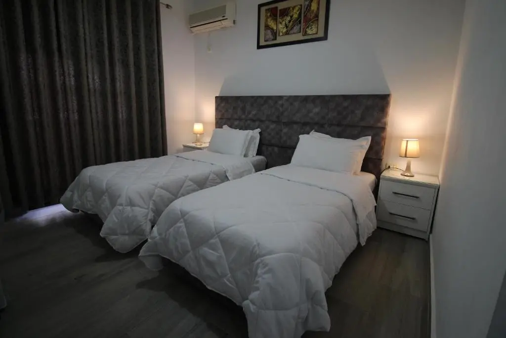 img_id_1730729.webp