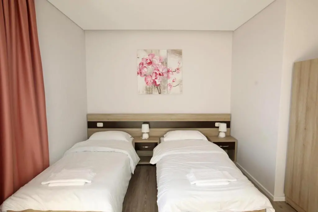 img_id_1645590.webp