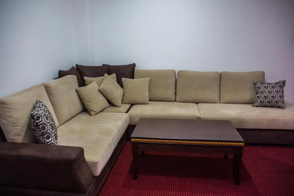 img_id_903242.webp