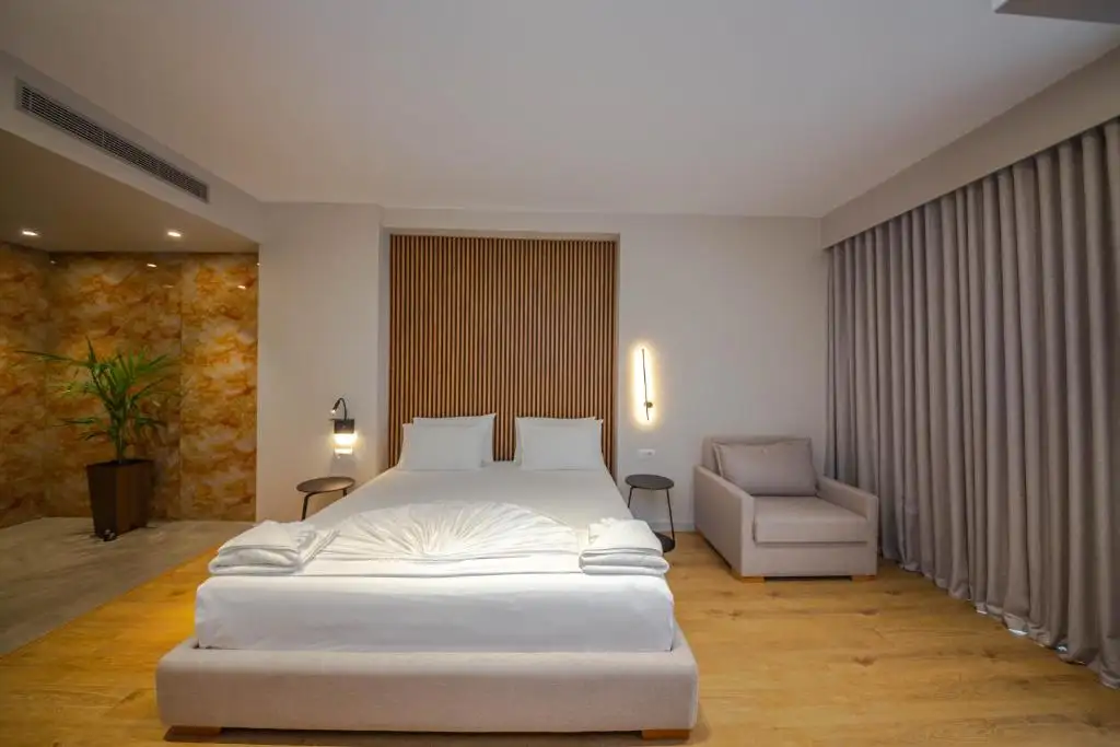 img_id_613106.webp
