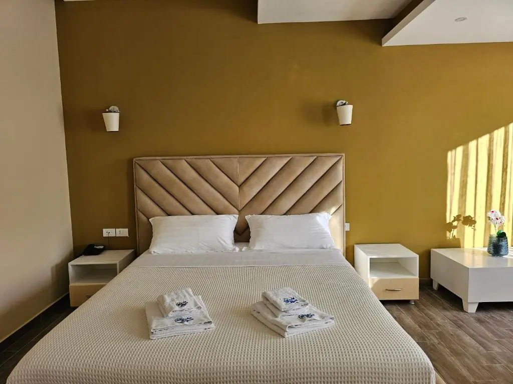 img_id_1080746.webp