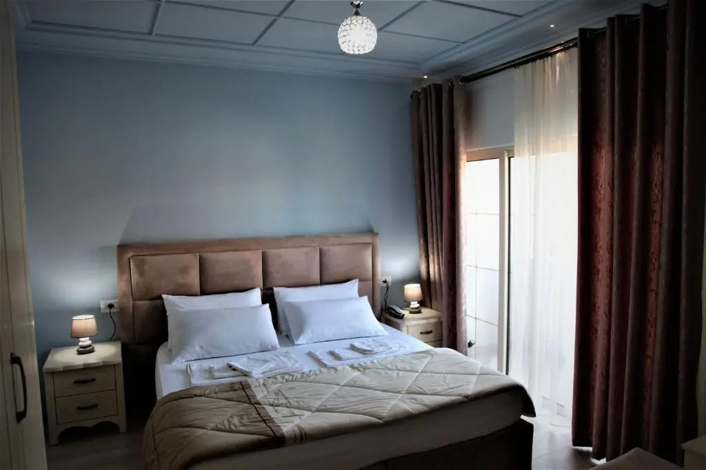 img_id_1653795.webp