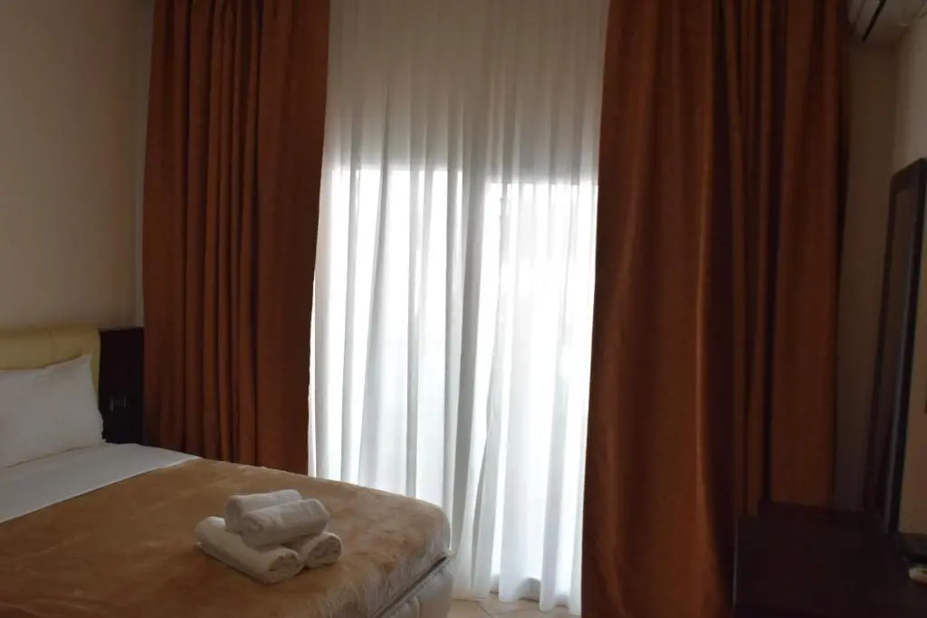 img_id_1080447.webp
