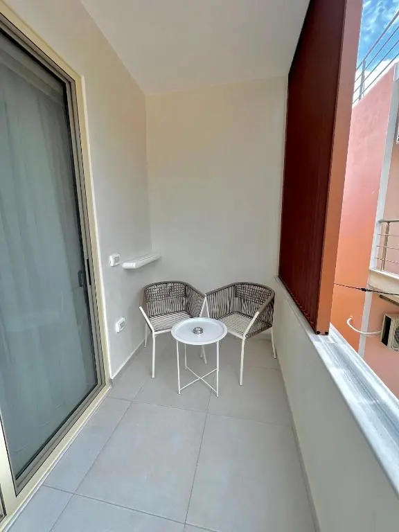 img_id_986892.webp