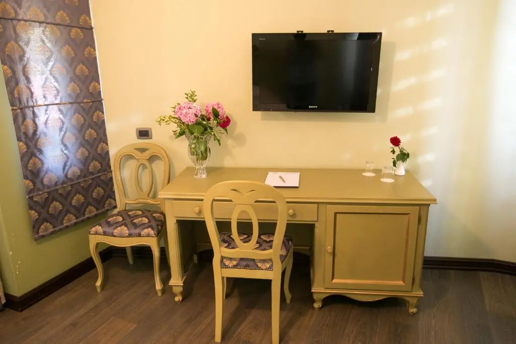 img_id_1080523.webp