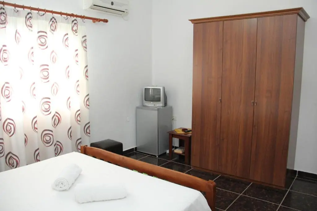 img_id_1080786.webp