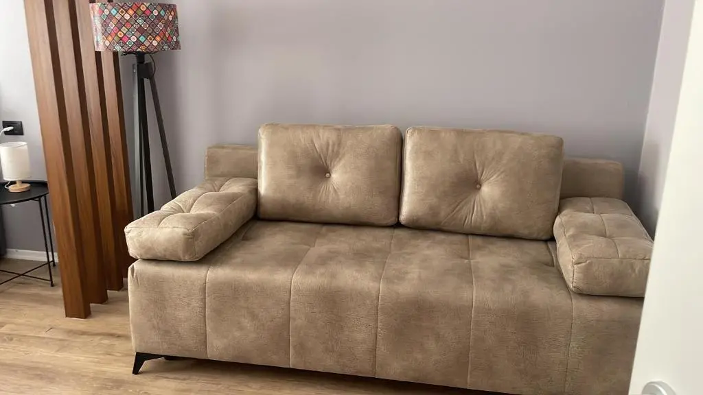 img_id_1694451.webp