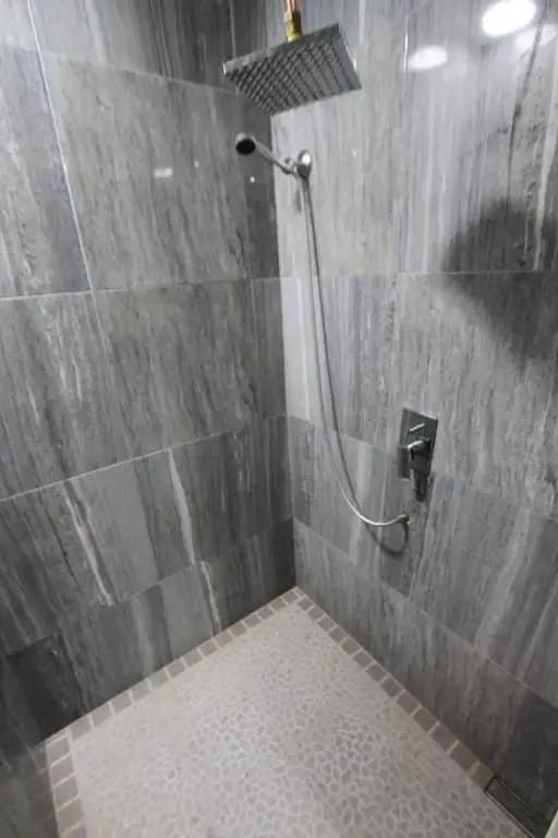 img_id_611937.webp