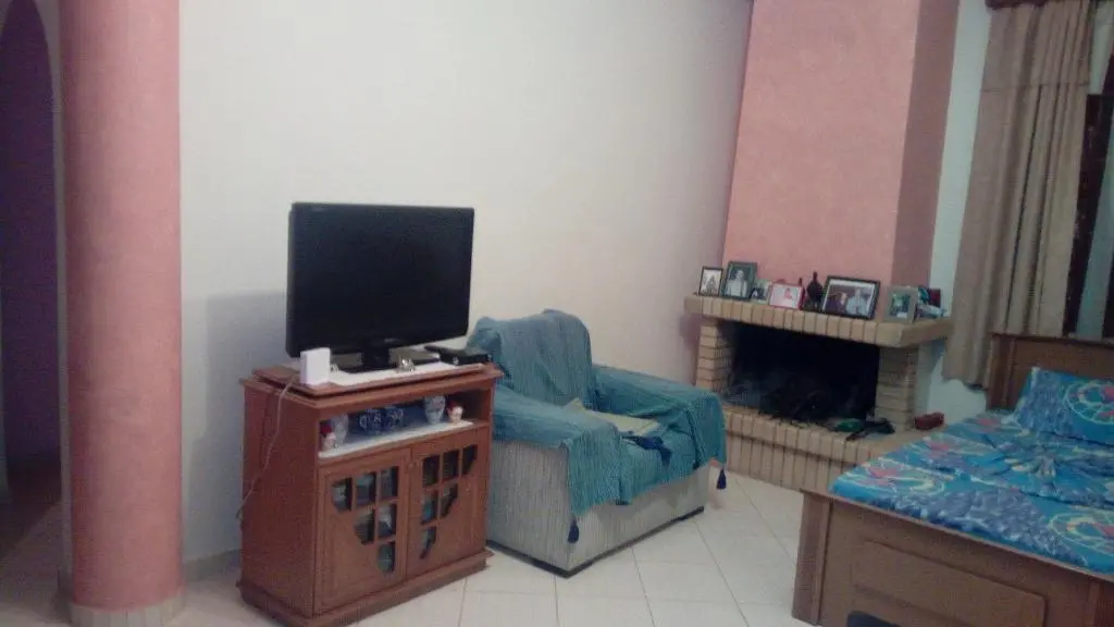 img_id_1864877.webp