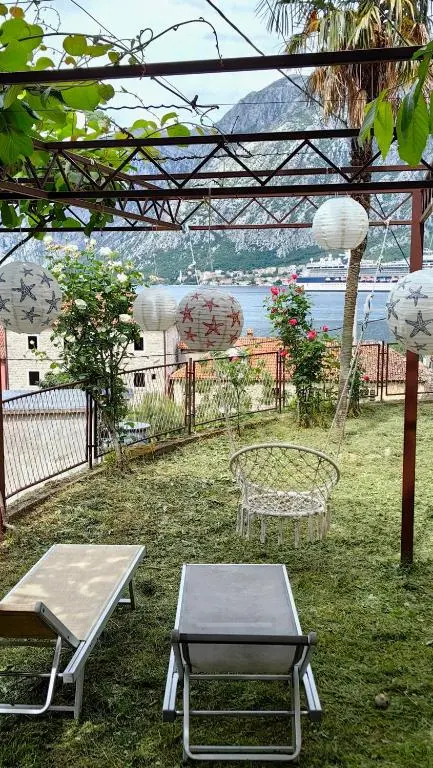 img_id_2462303.webp