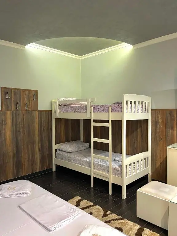 img_id_1096114.webp