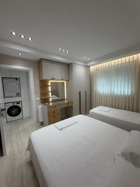 img_id_1729042.webp
