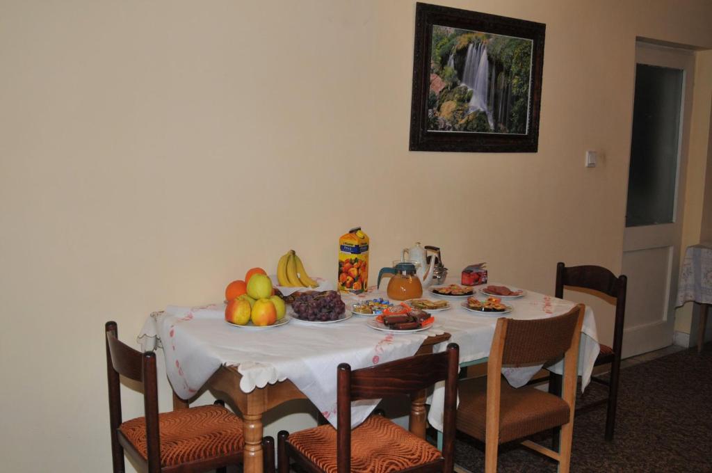 img_id_1092911.jpg