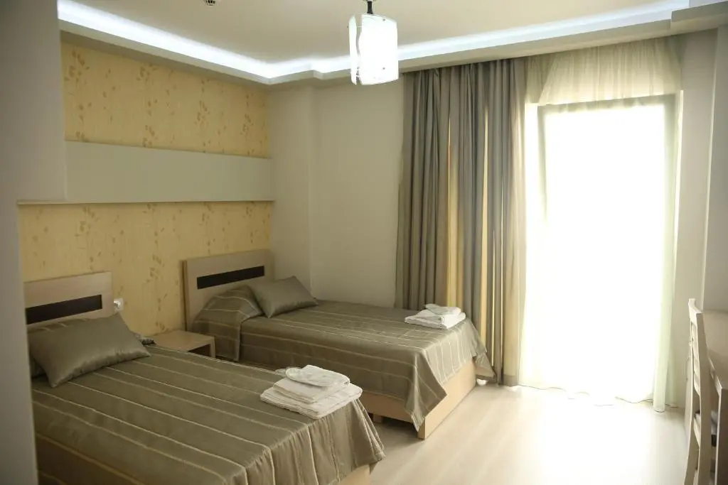 img_id_888133.webp