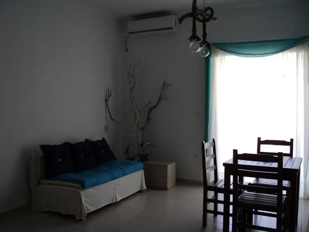 img_id_1015405.webp
