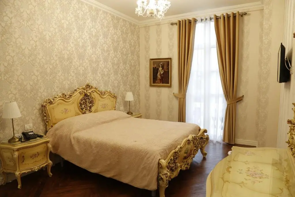 img_id_1079201.webp