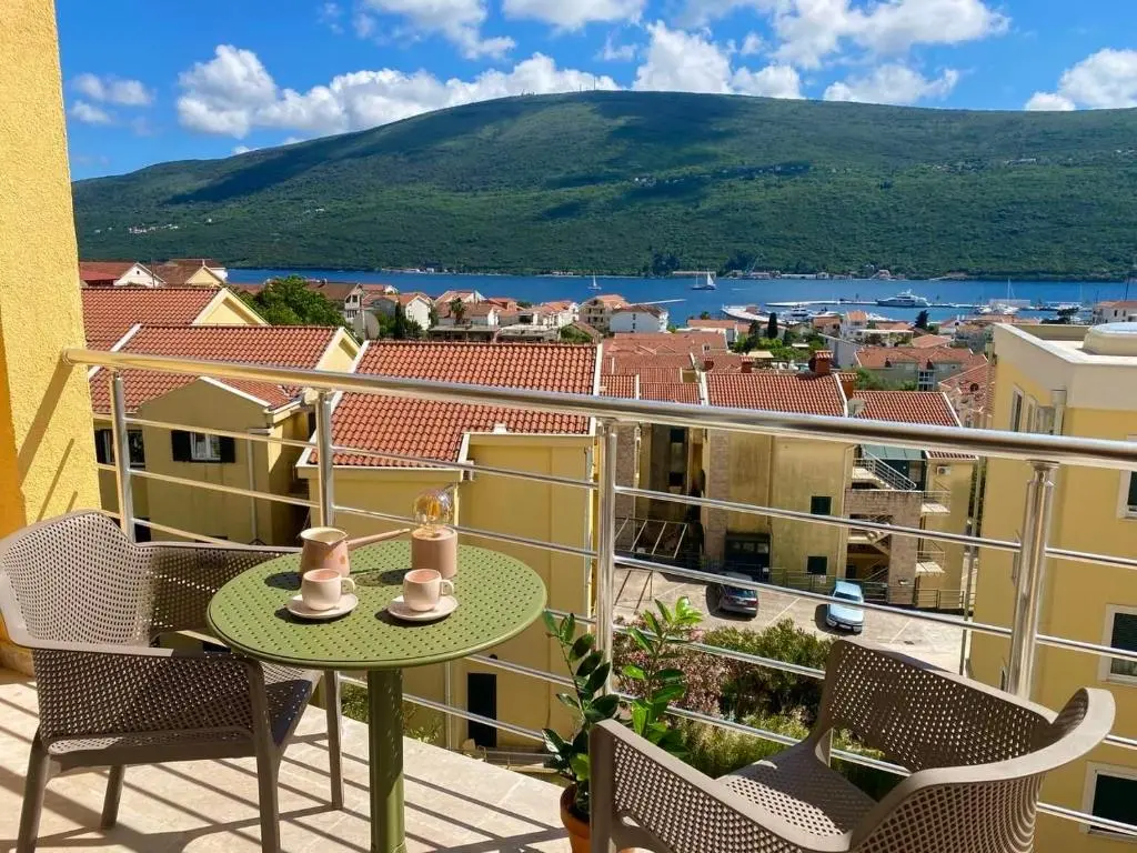 img_id_2460427.webp
