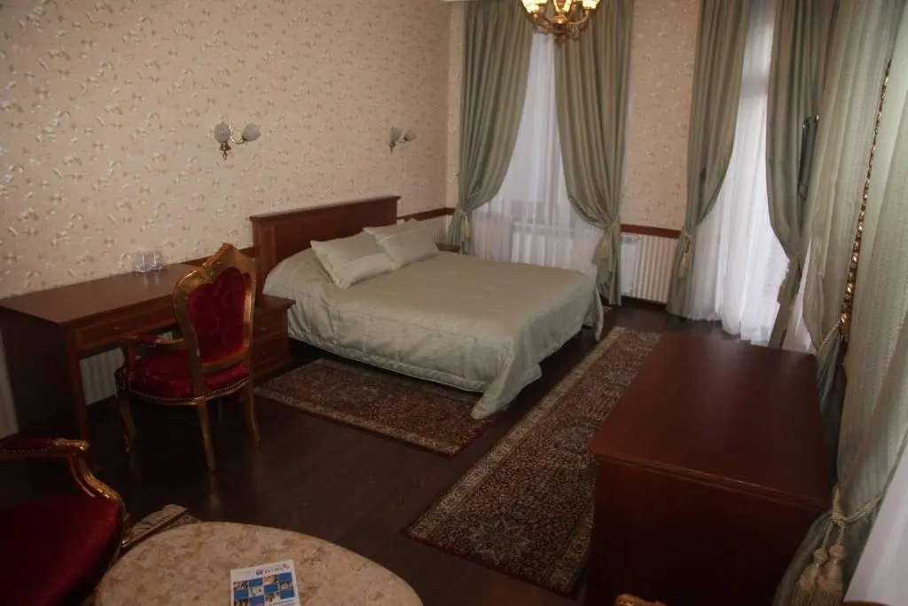 img_id_1161164.webp