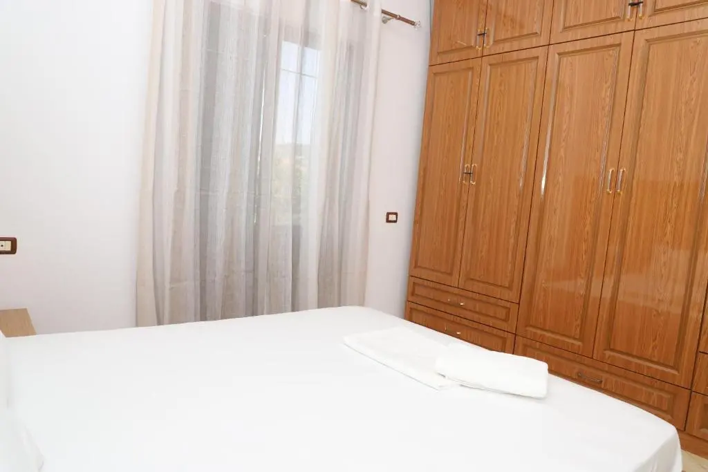 img_id_925178.webp